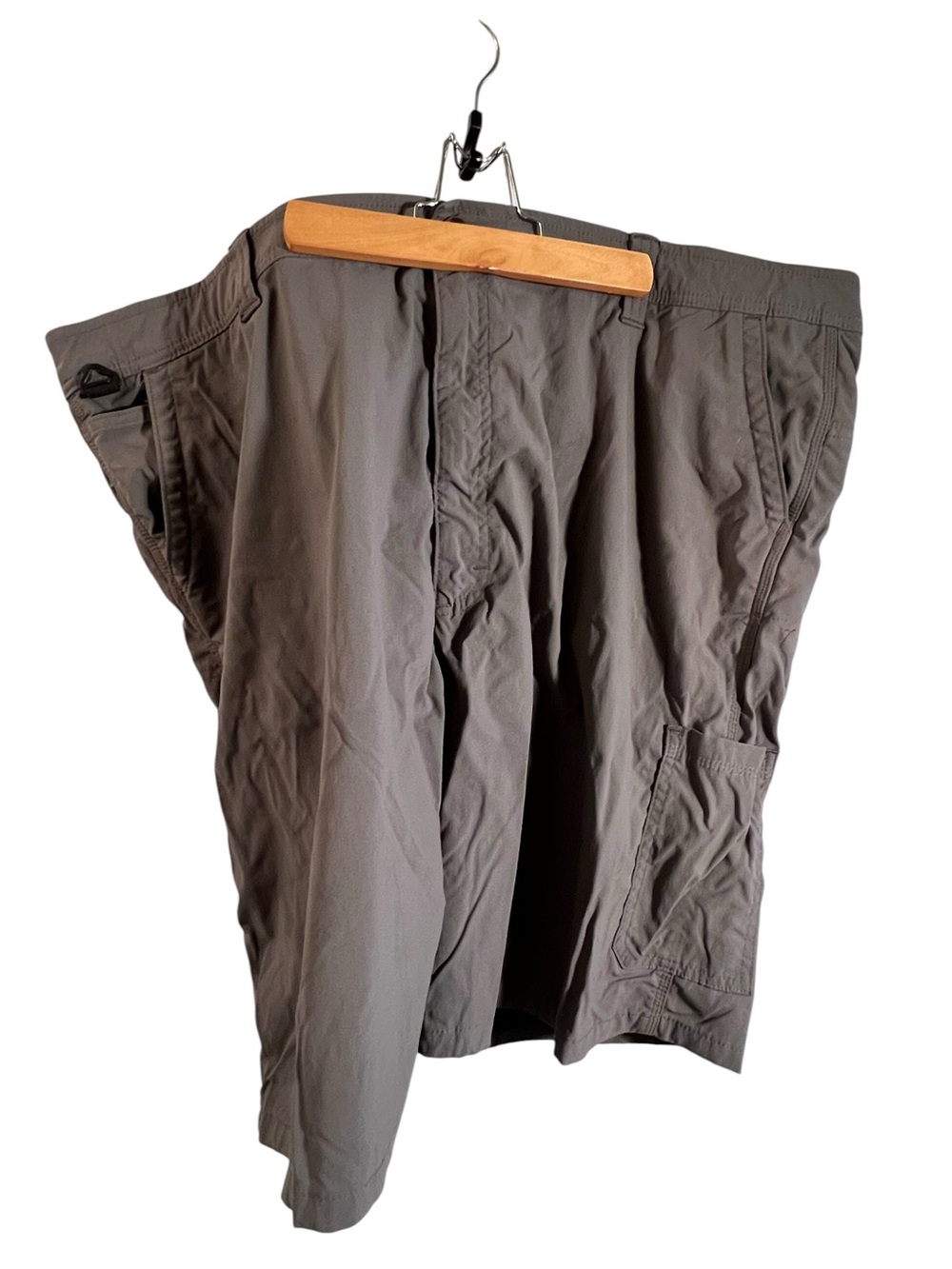 Wrangler Men's Size 48 Cargo Shorts Dark Gray Outdoor Work Shorts NW985G Stretch